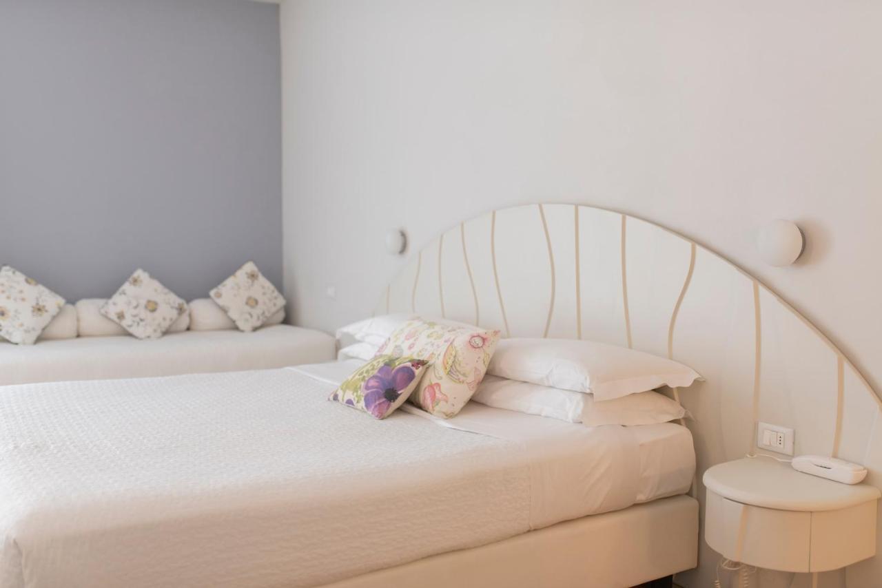 Aromi Piccolo Hotel Salò Buitenkant foto