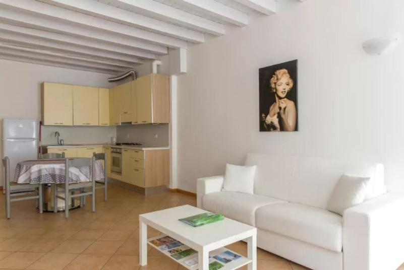 Aromi Piccolo Hotel Salò Buitenkant foto