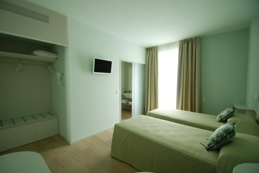 Aromi Piccolo Hotel Salò Buitenkant foto