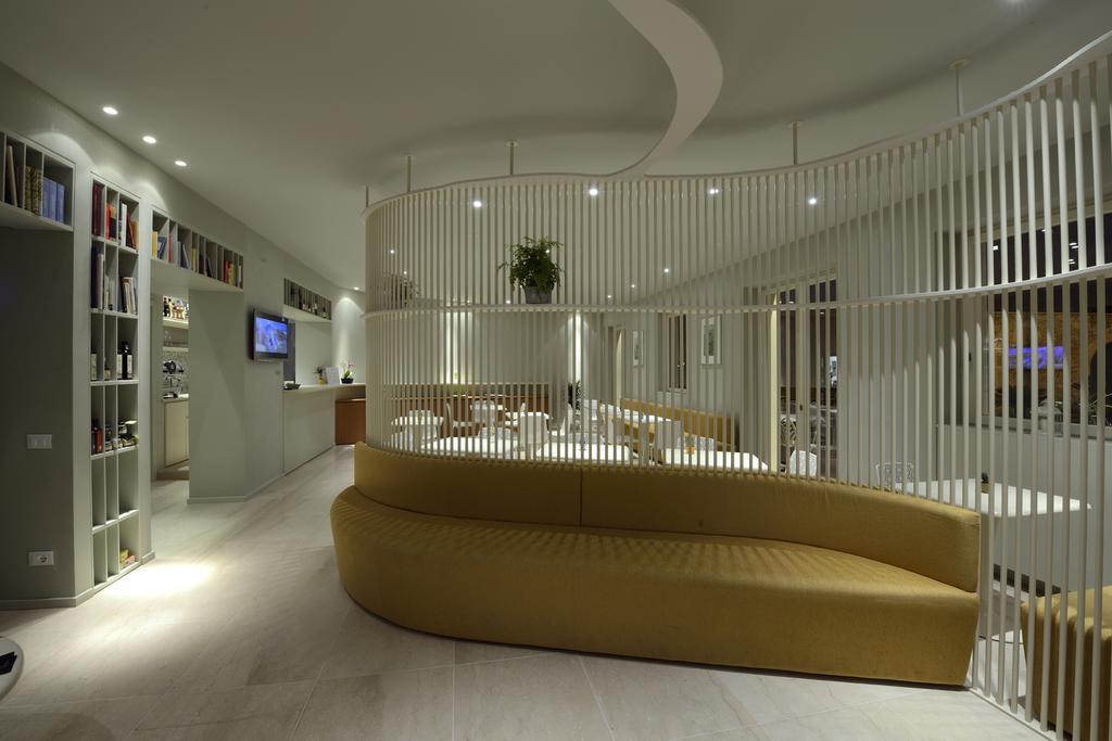 Aromi Piccolo Hotel Salò Buitenkant foto