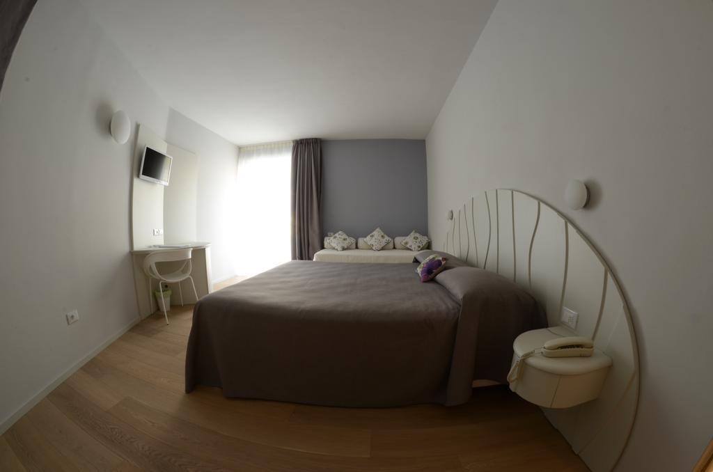 Aromi Piccolo Hotel Salò Buitenkant foto